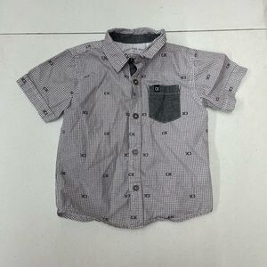 Calvin Klein Jeans Boys 2T Button Up Dress Shirt.